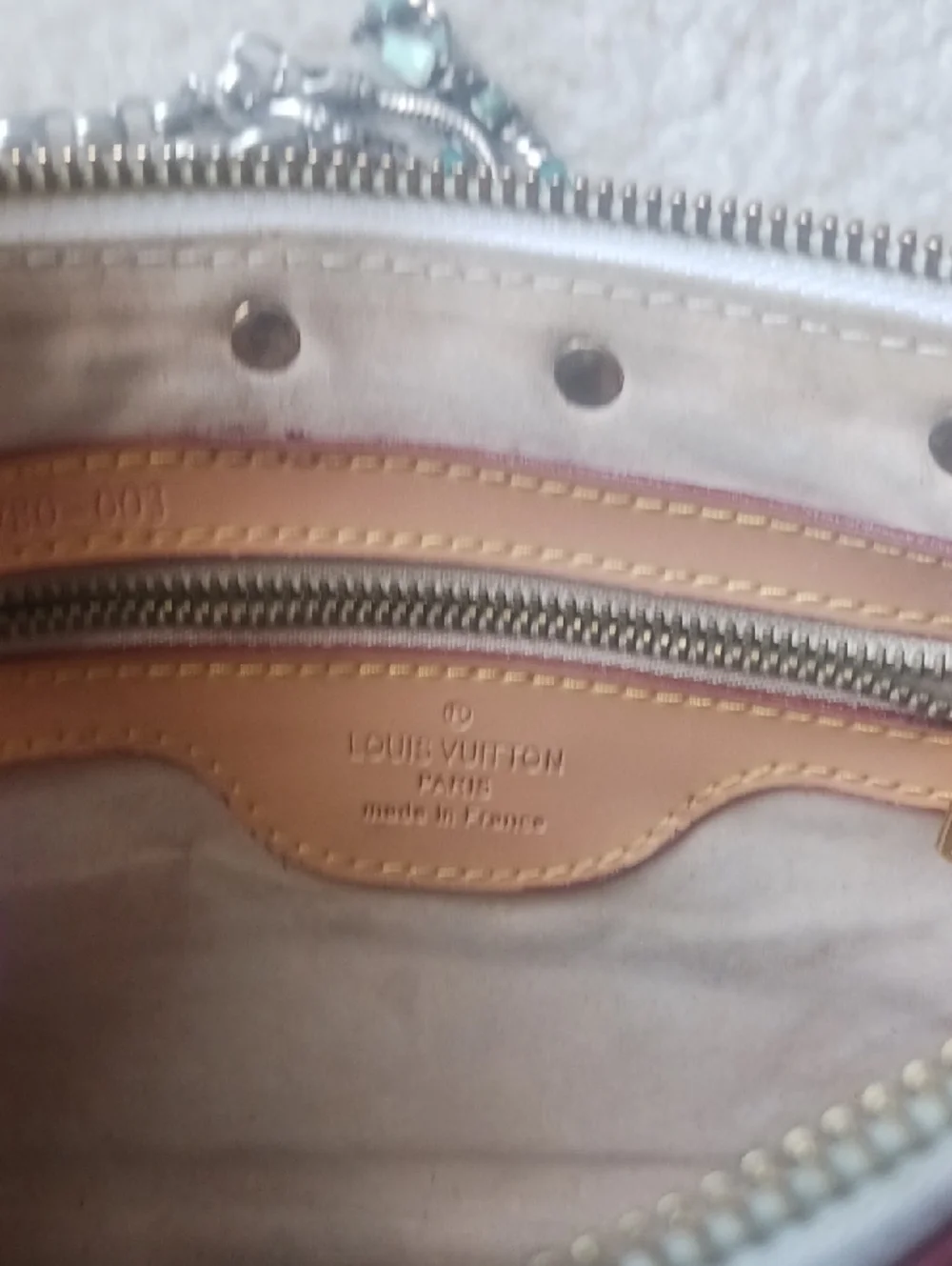 Louis Vuitton White Multicolor Monogram Canvas Bow Wristlet - Picture 2 of 3